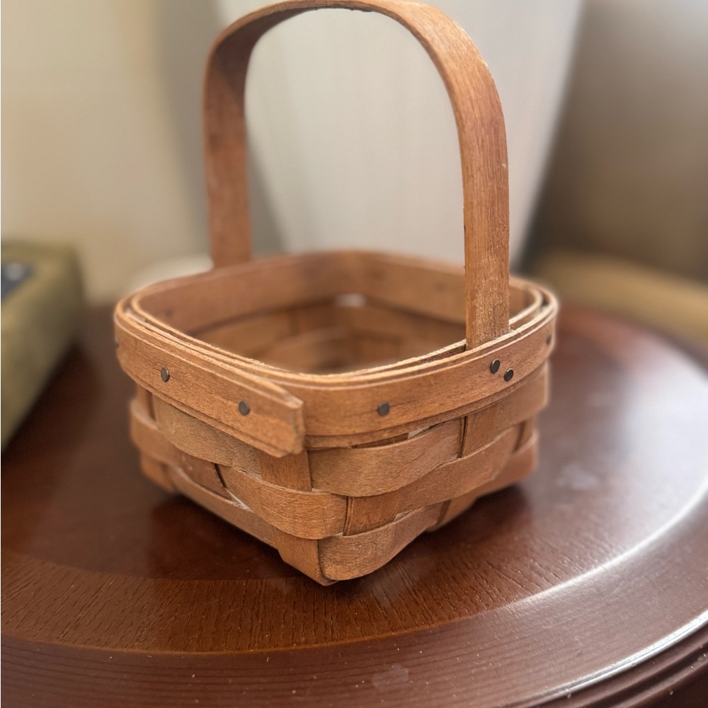 Longaberger Basket 1986